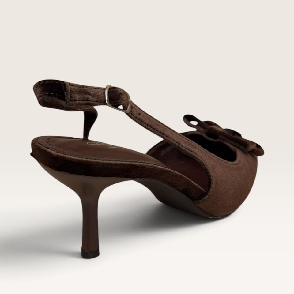 Karina Slingback D107
