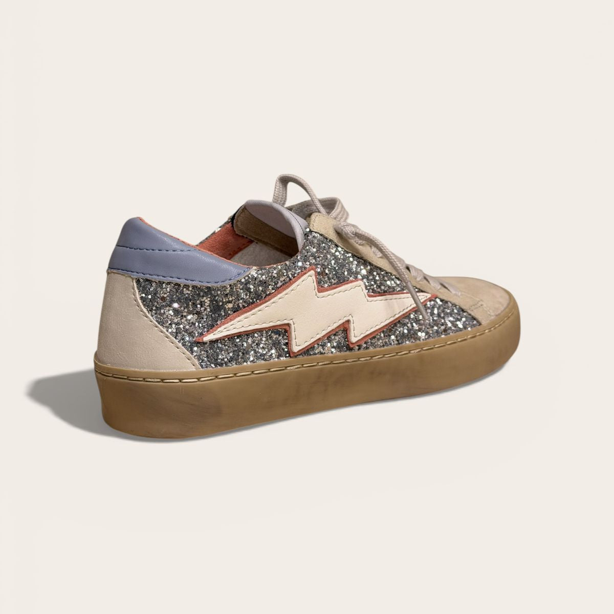 Regina Sneakers C102