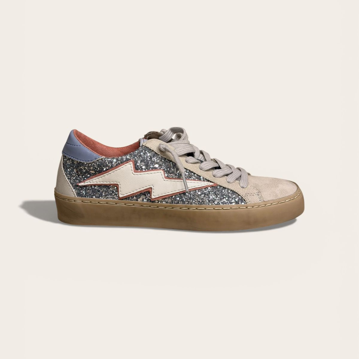 Regina Sneakers C102