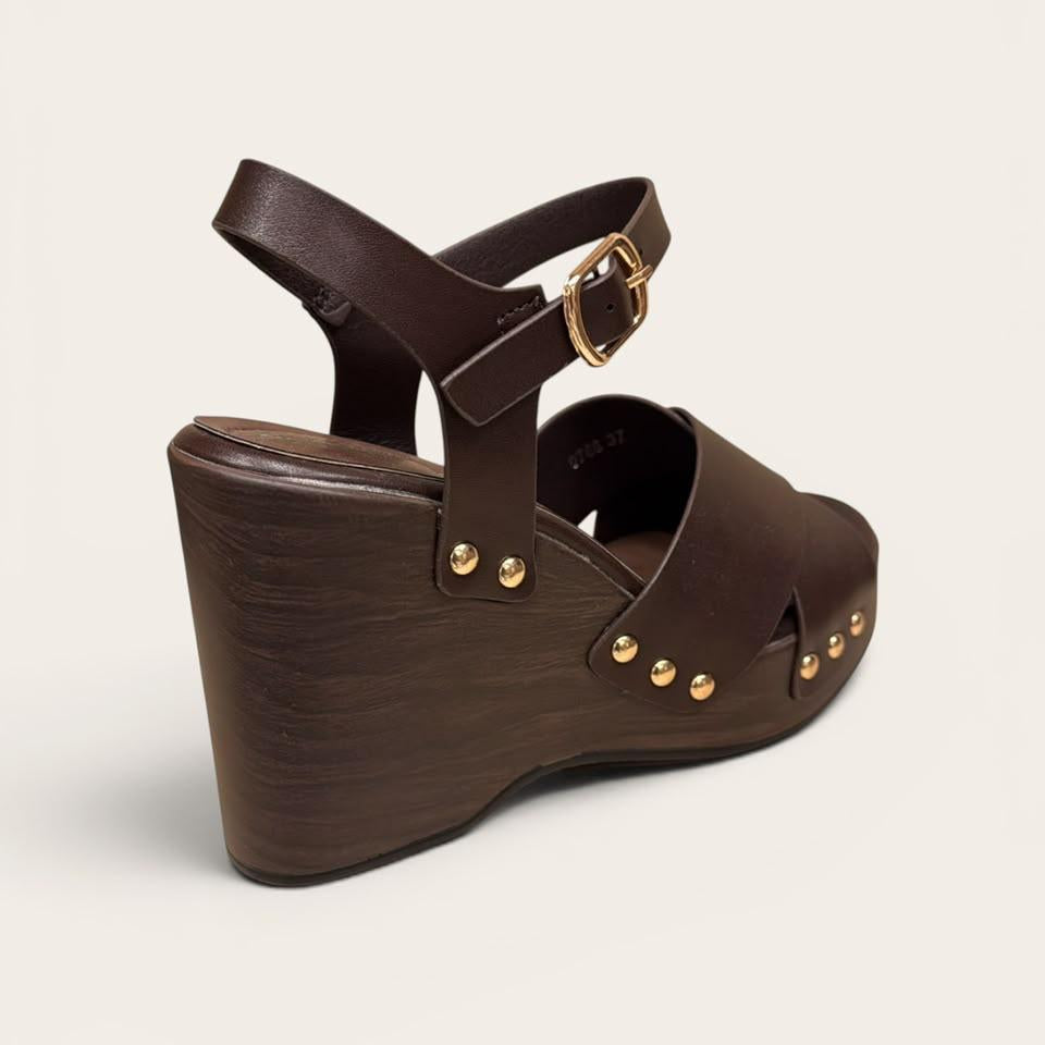 Elleiana C35