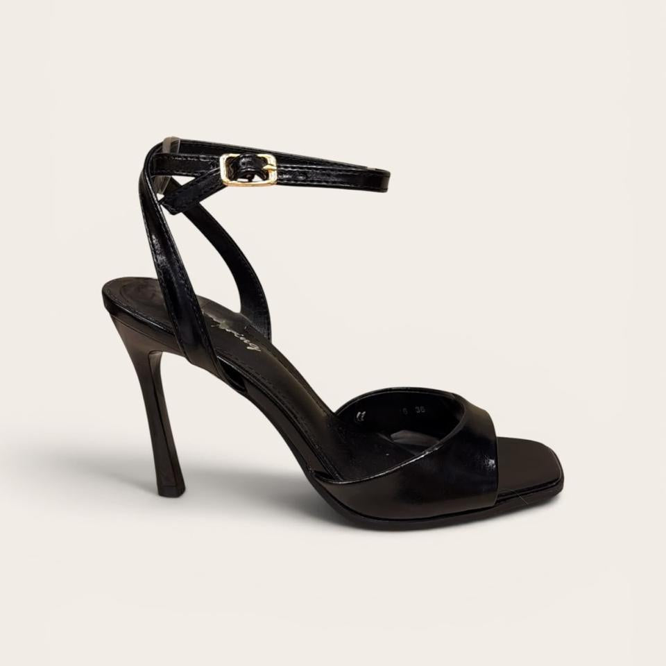 Lesley Stiletto C32