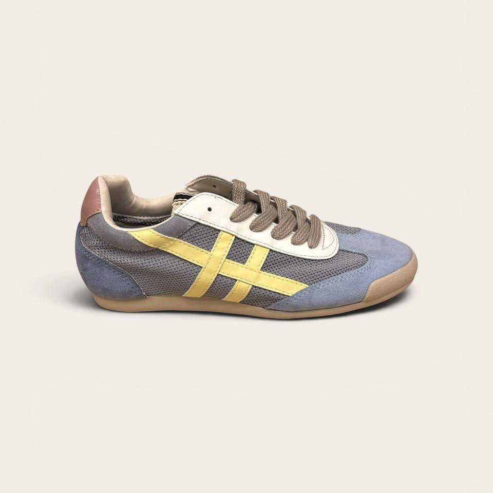 Retro Sneakers C103