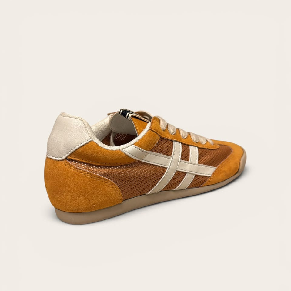 Retro Sneakers C103