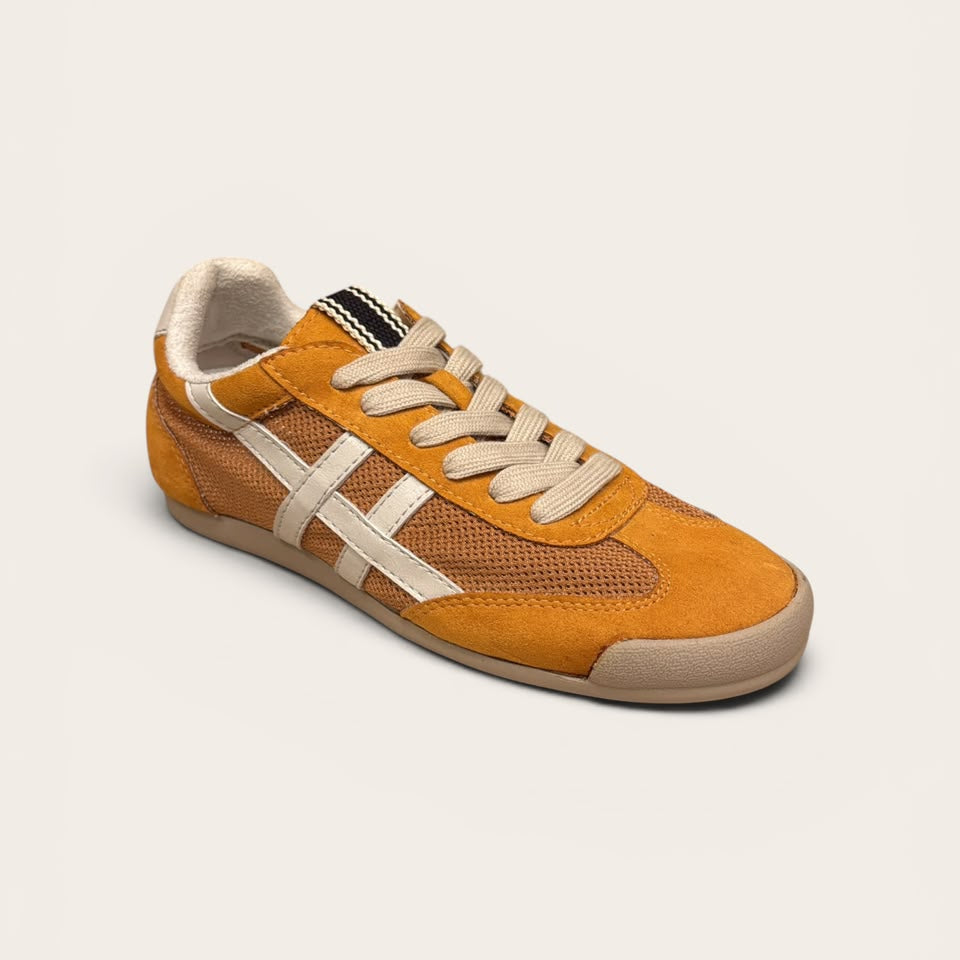 Retro Sneakers C103