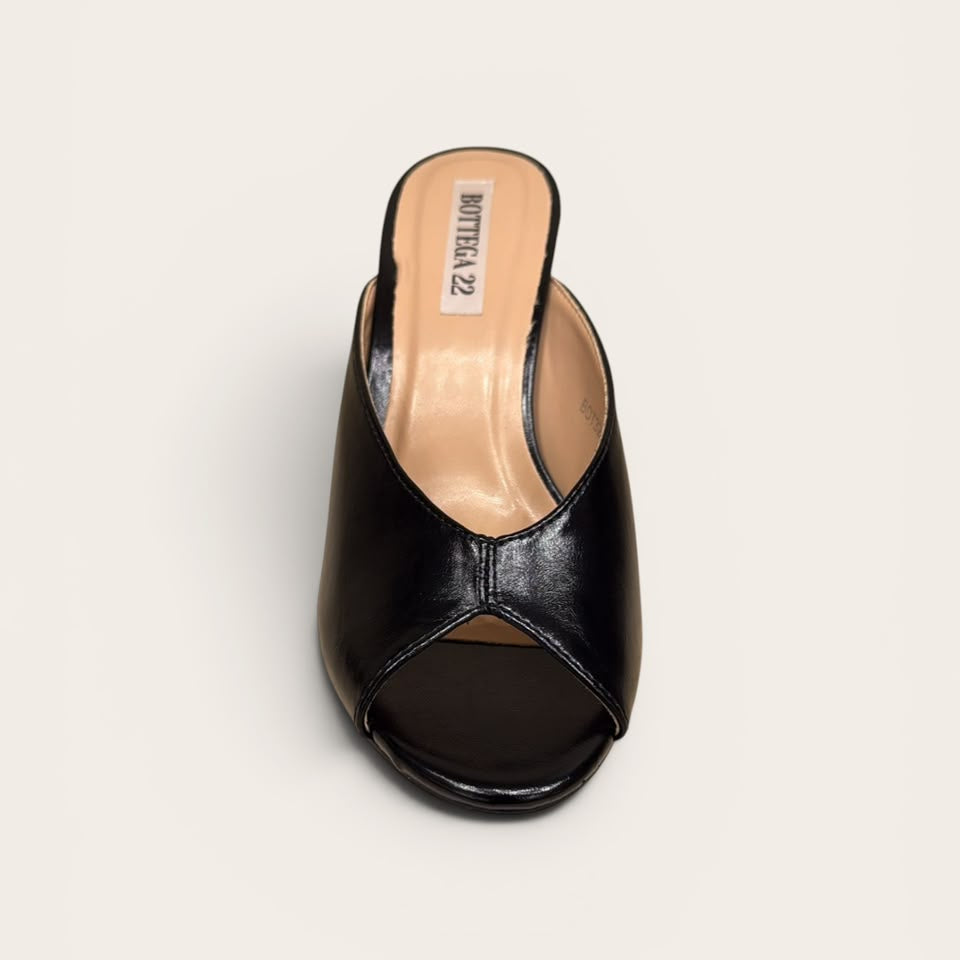 Alania Mules C17