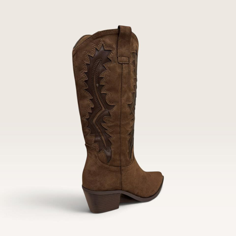 Jessie Boots D111