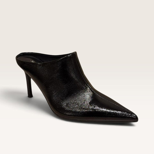 Alexa Mules D116