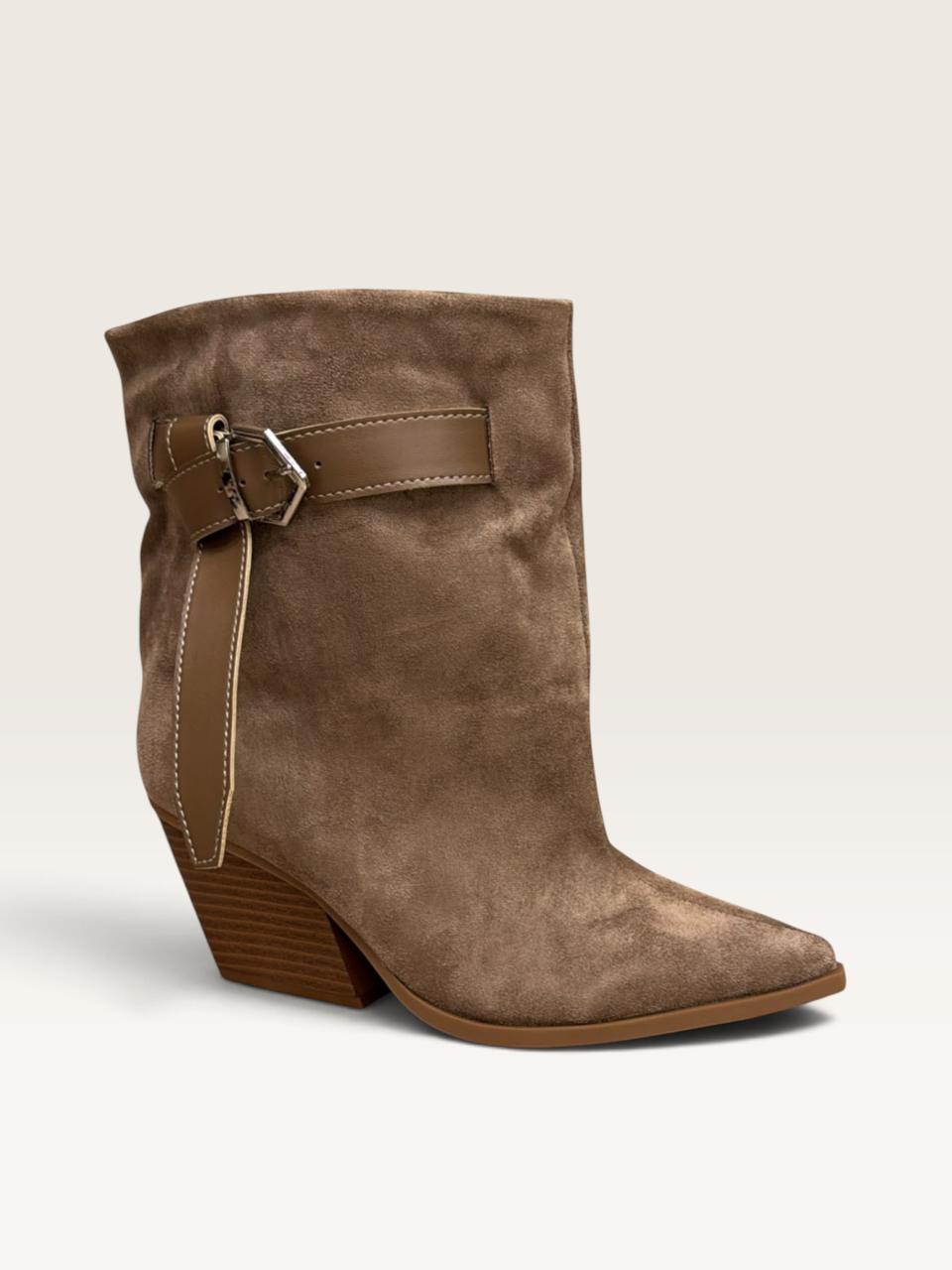 Elena Boots D110