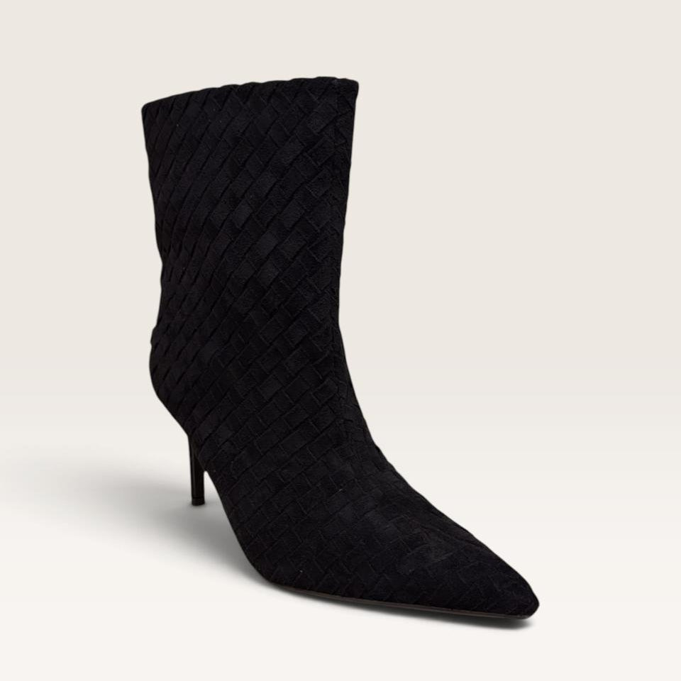 Alexa Boots D102