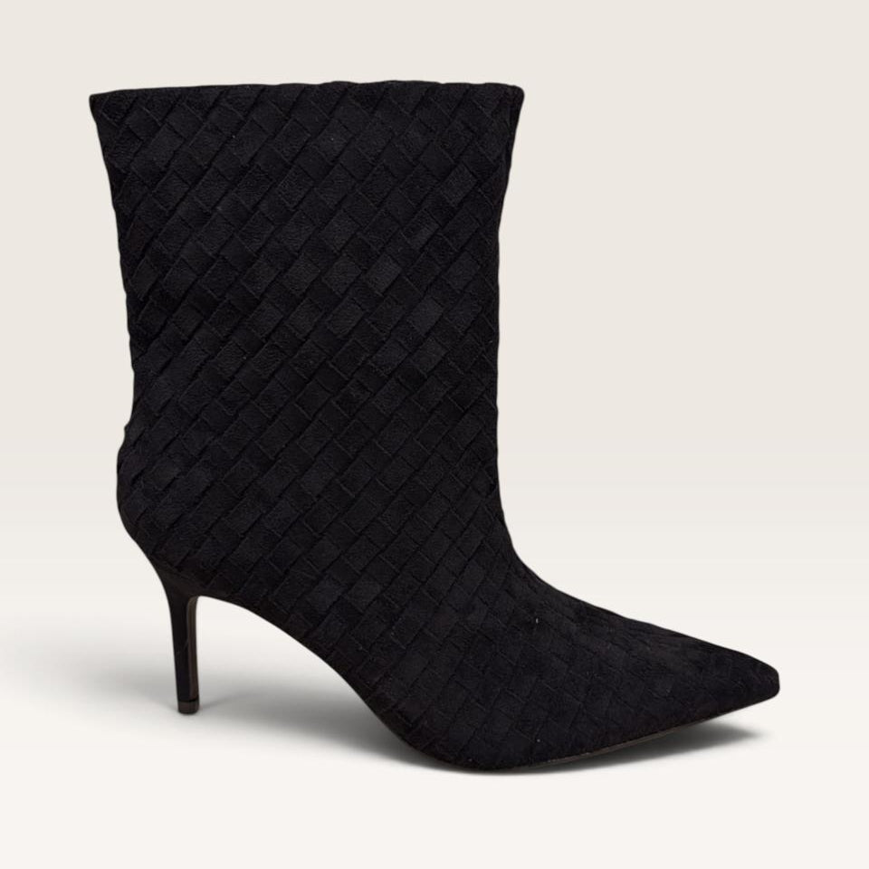 Alexa Boots D102