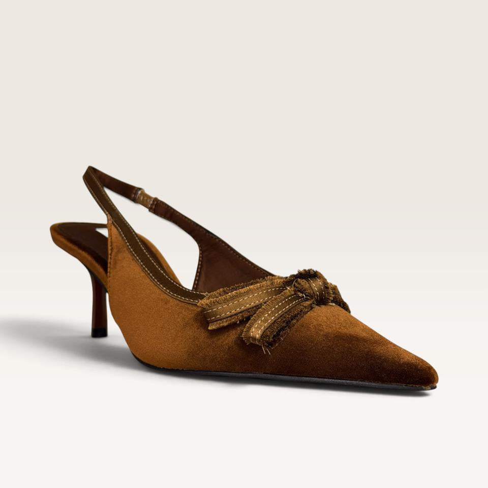 Charlotte Slingback D7