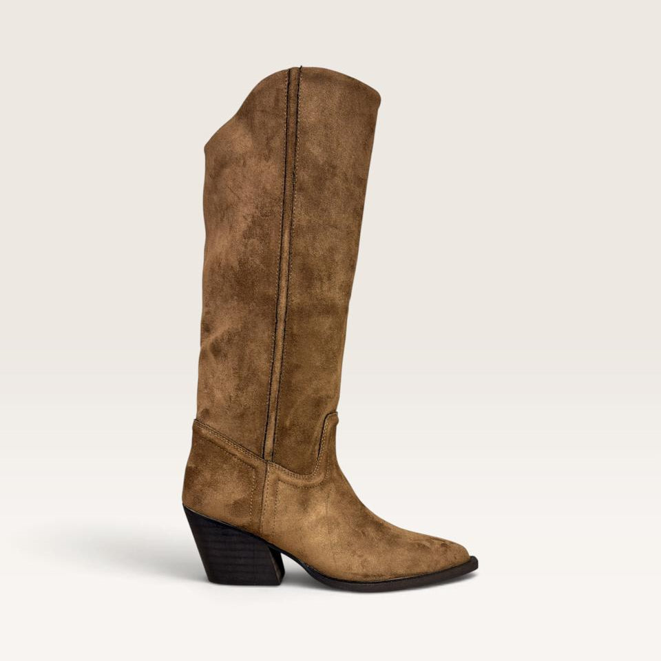 Carlotta Boots D16