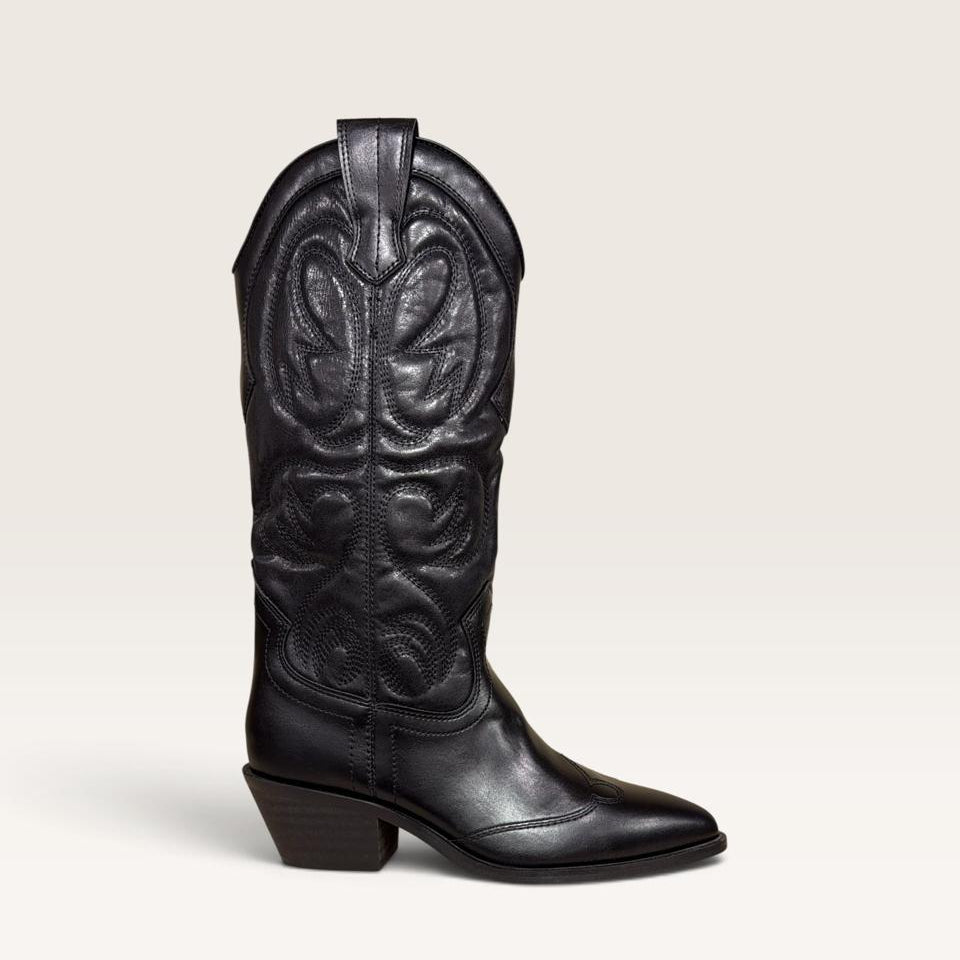 Dana Western Boots D9