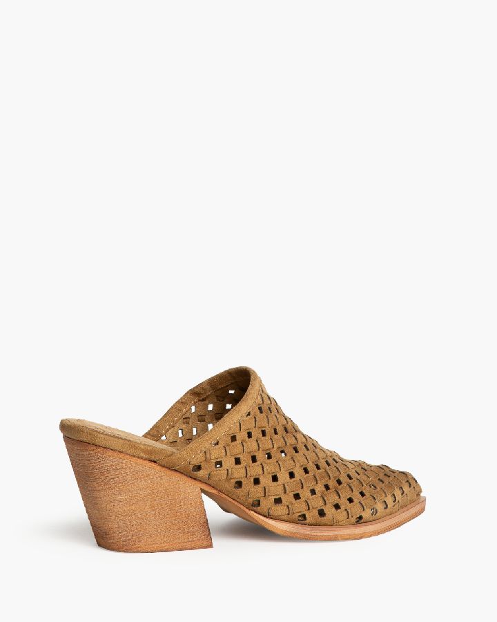 Bettina Mules