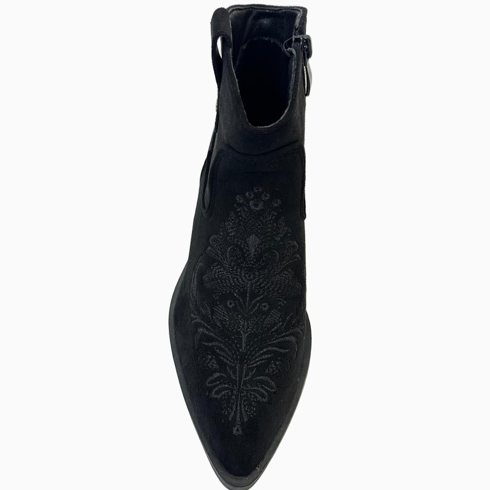 Bottega Suede Boots   B115