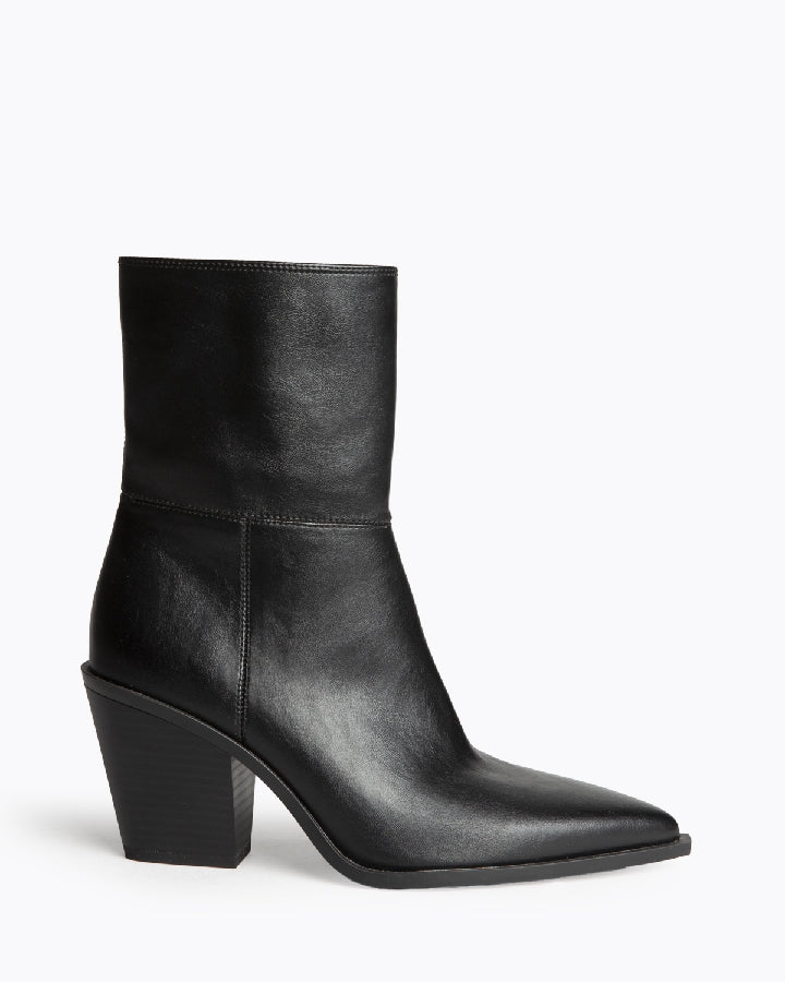 Reina Boots