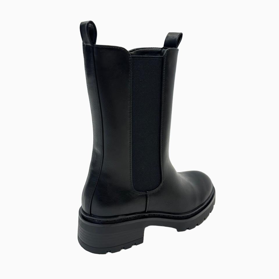 Elisabetha Boots   B105