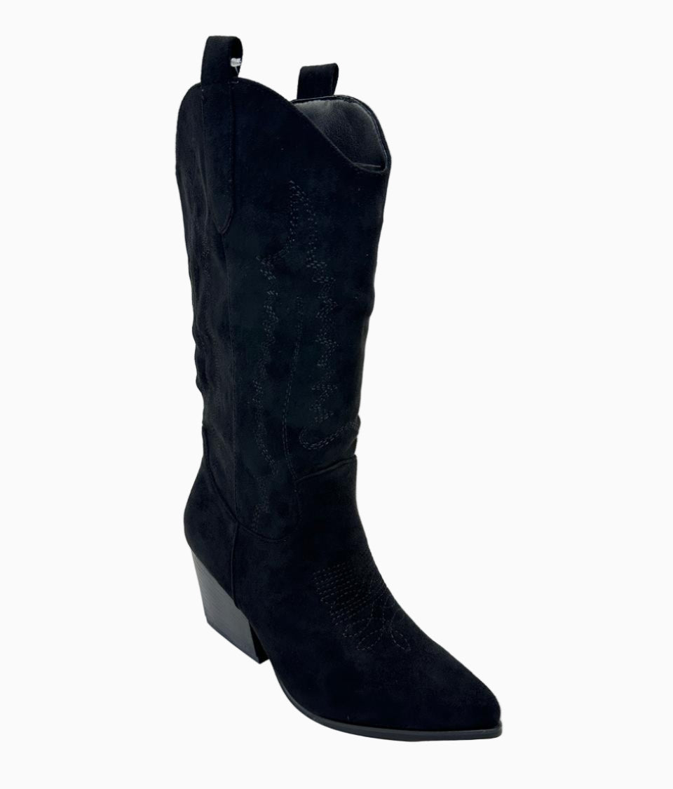 Dakota Suede Boots   B129